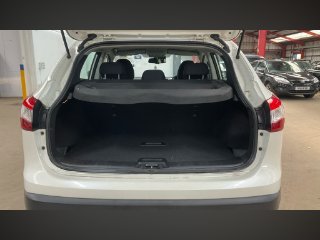 /photos/12261/16e46ec2-2ea6-e629-44a2-f3722d980a4a_i320x240.jpg