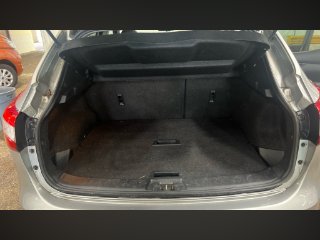 /photos/12261/3486e1d7-0816-5654-a4a0-a214de8518ab_i320x240.jpg